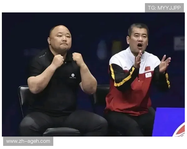 羽毛球握拳法抓拍